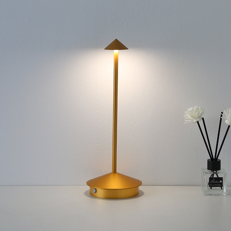 Avtoit | Portable table lamp - Cordless lamp inspired by dimmable Pina Pro