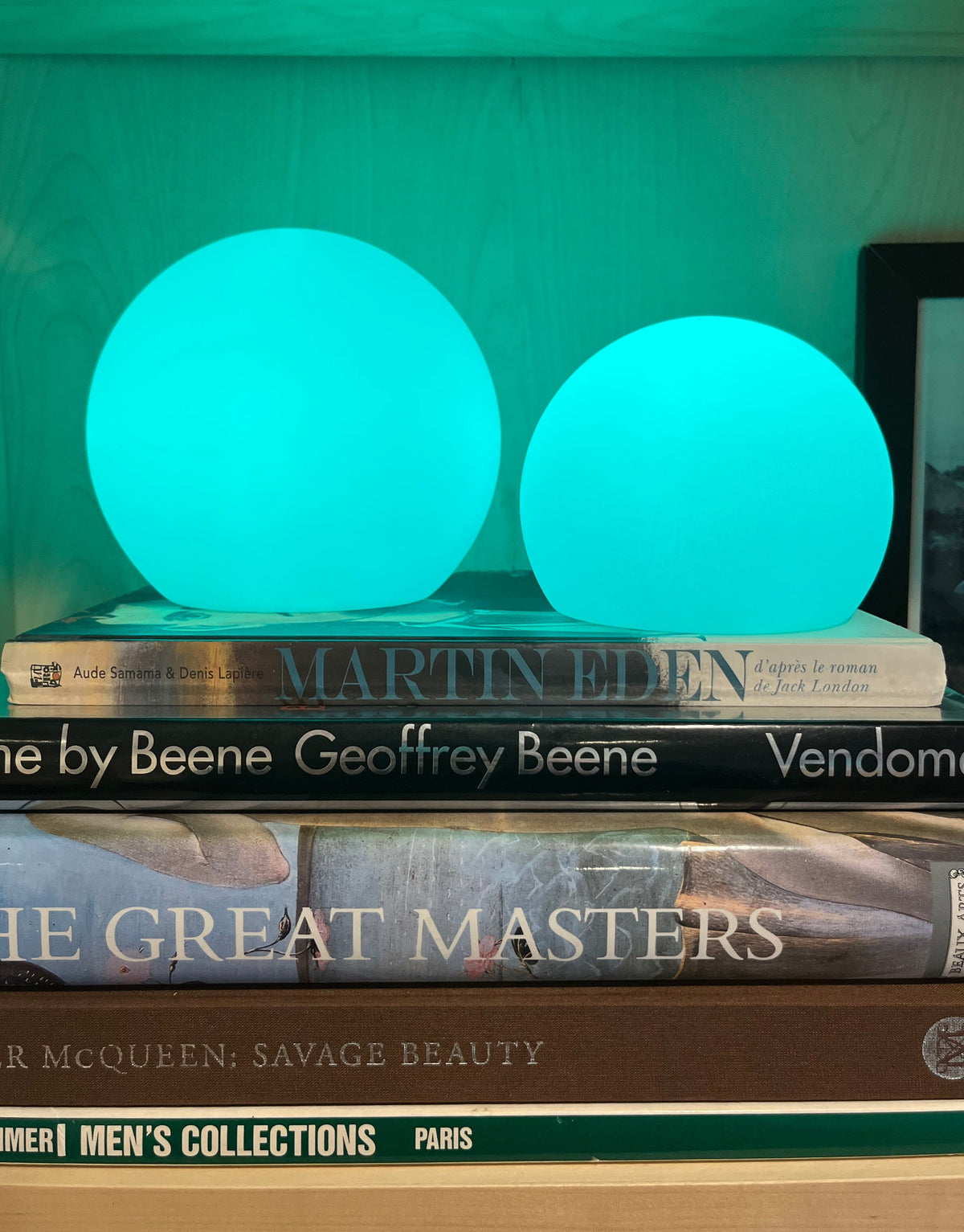Avtoit | LED Wireless Table Lamp - Rechargeable Modern Light Fixture for Home, Office, and Nightstand Use