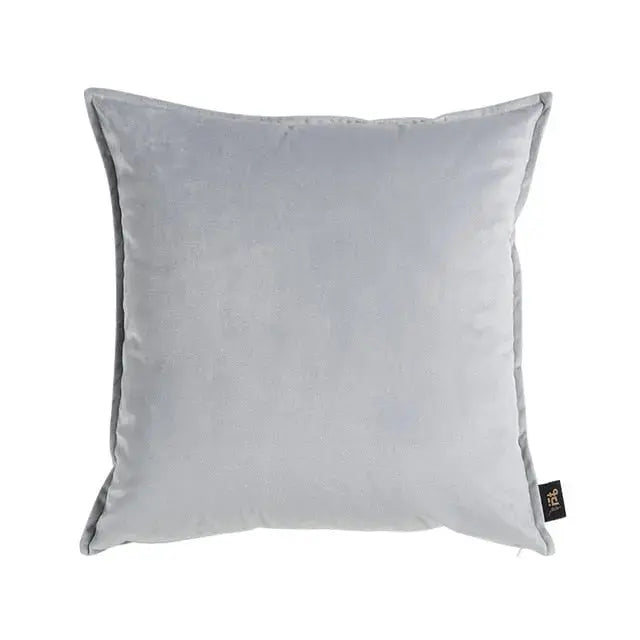 Avtoit | VelvetLuxe – Elegant velvet cushion cover with refined details