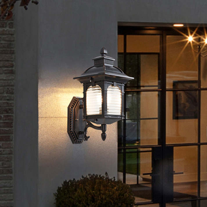 Avtoit | Antique Wall Light Outdoor Black