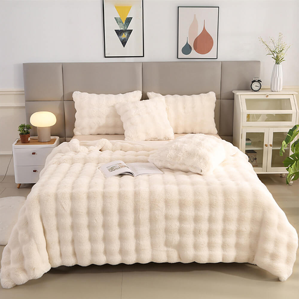 Avtoit | Premium Bubble Double Layer Thick Faux Rabbit Fur Blanket