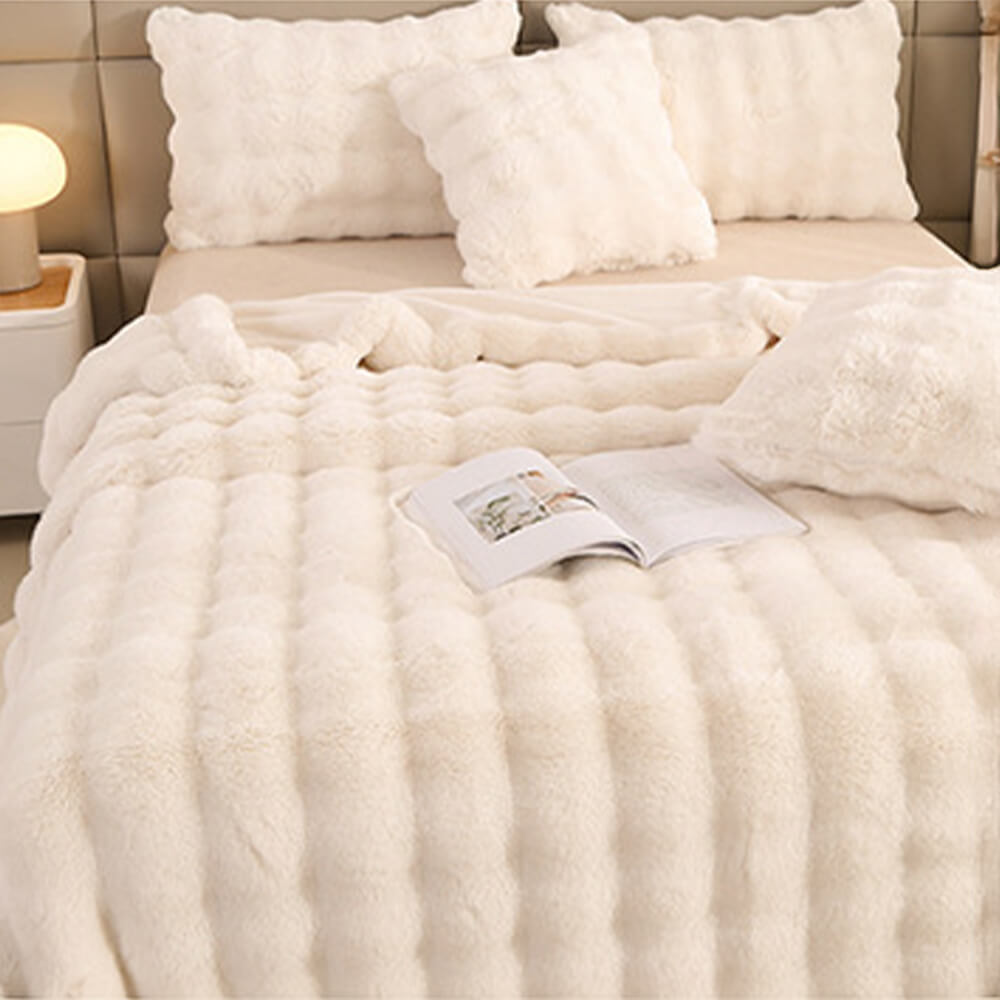 Avtoit | Premium Bubble Double Layer Thick Faux Rabbit Fur Blanket