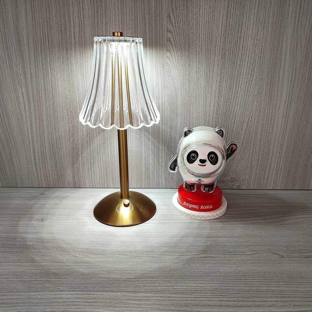 Avtoit | RadiantGold – Elegant Portable Table Lamp