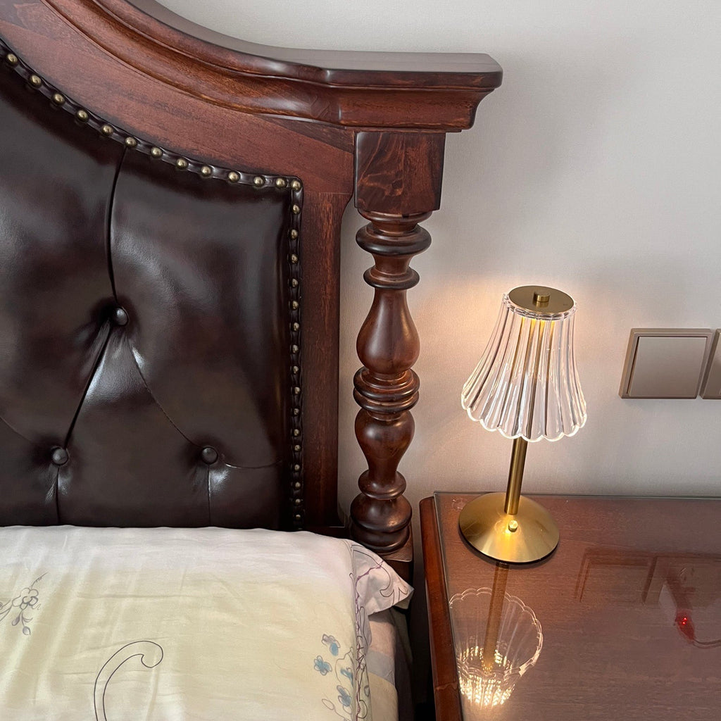 Avtoit | RadiantGold – Elegant Portable Table Lamp