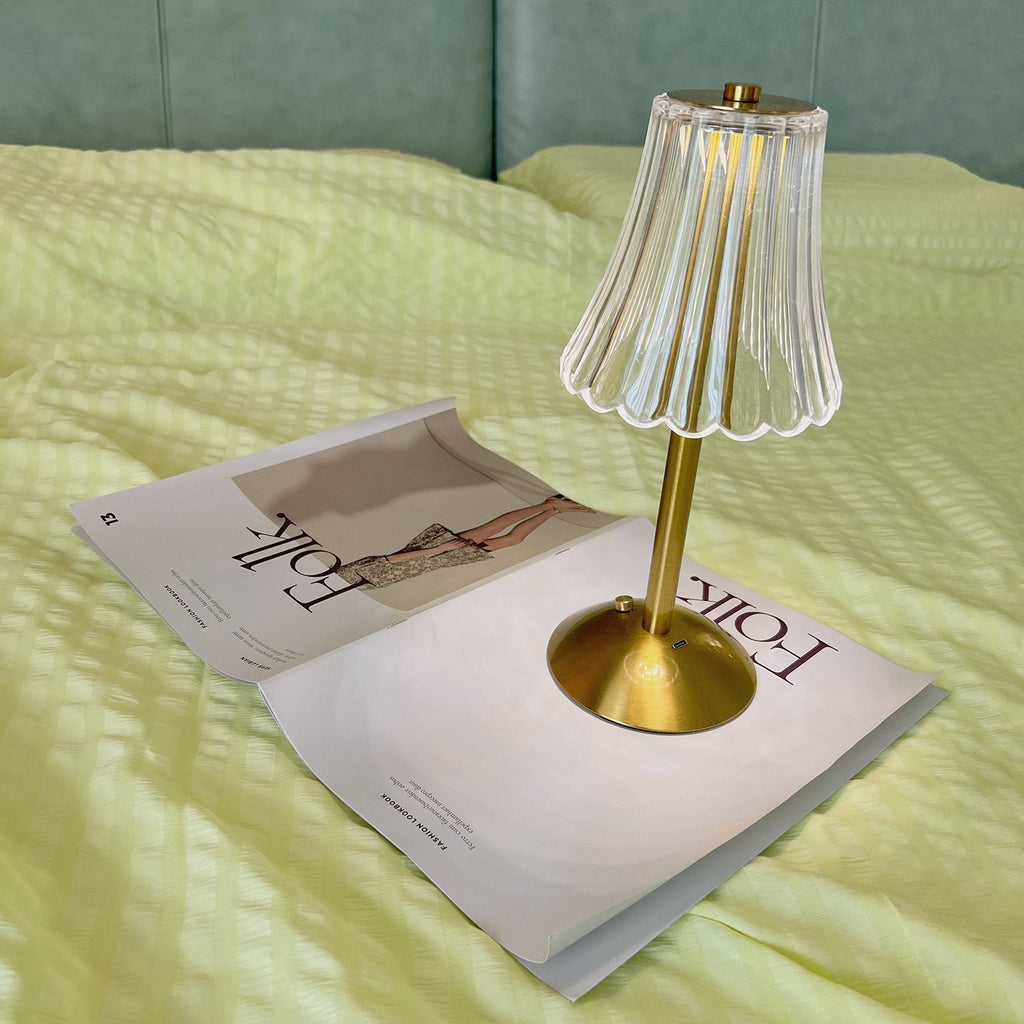Avtoit | RadiantGold – Elegant Portable Table Lamp