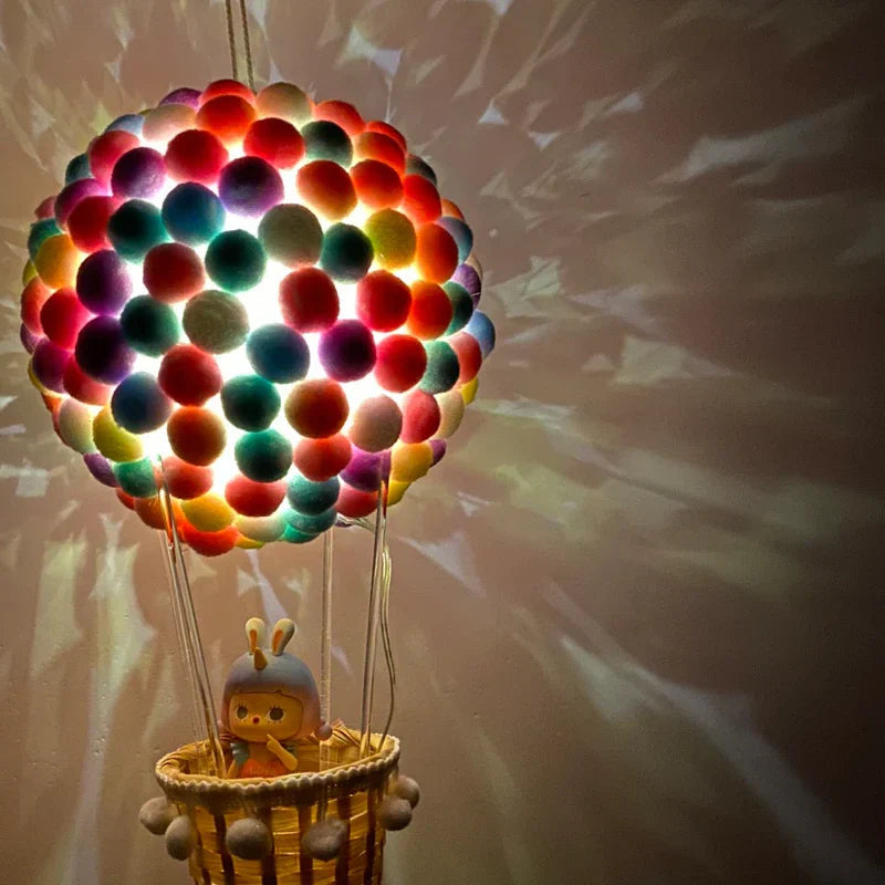 Avtoit | DIY Hot Air Balloon-Shape Flying Animals Night Lamp