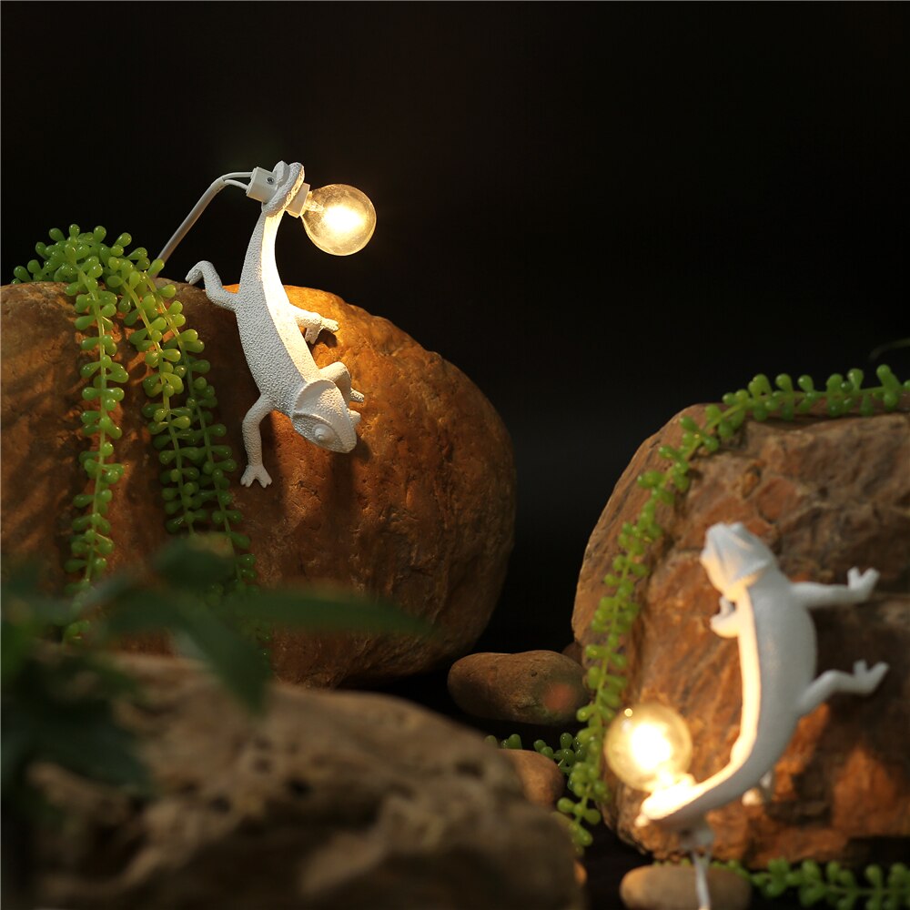 Avtoit | GlowLizard - Resin Lizard Table Lamp