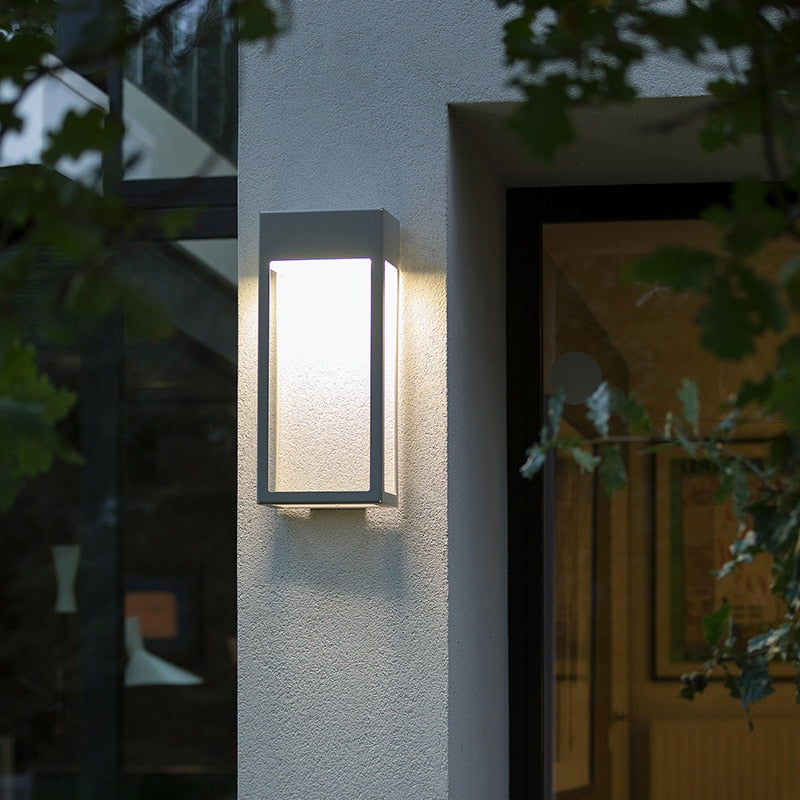 Avtoit | SolarAura – Smart Solar Wall Lamp for the Garden