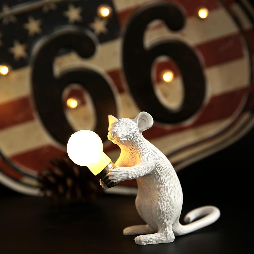 Avtoit | Mouse Table Lamp