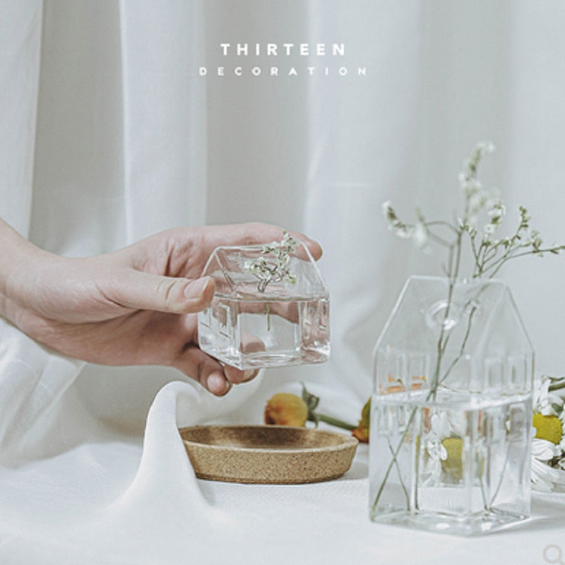 Avtoit | Simple Mini House Glass Flower Vase