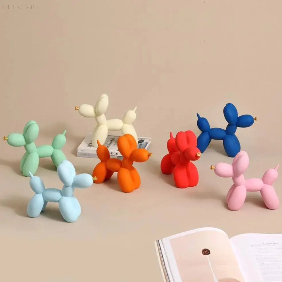 Avtoit | PuffGlow - Golden Snout Balloon Sculpture