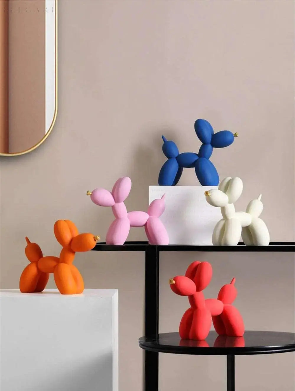 Avtoit | PuffGlow - Golden Snout Balloon Sculpture