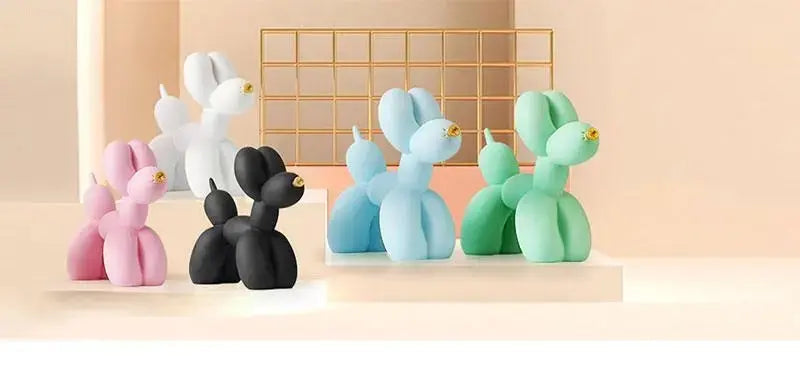 Avtoit | PuffGlow - Golden Snout Balloon Sculpture