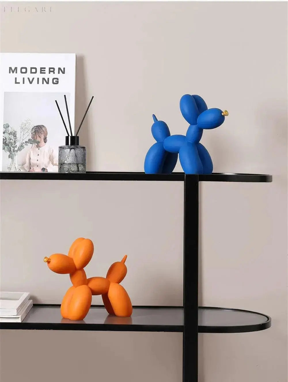 Avtoit | PuffGlow - Golden Snout Balloon Sculpture
