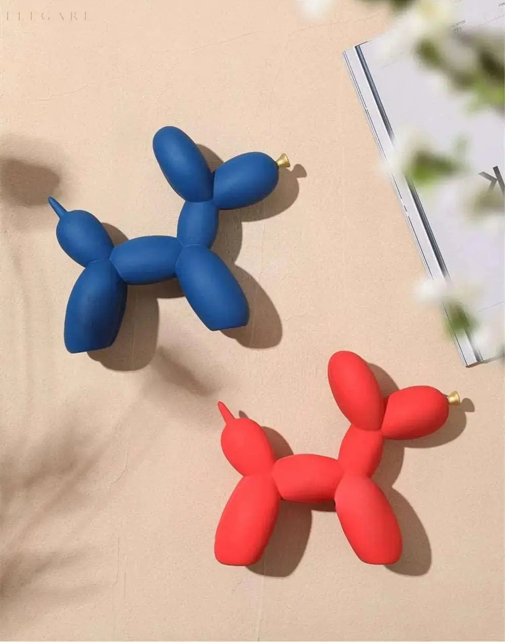 Avtoit | PuffGlow - Golden Snout Balloon Sculpture