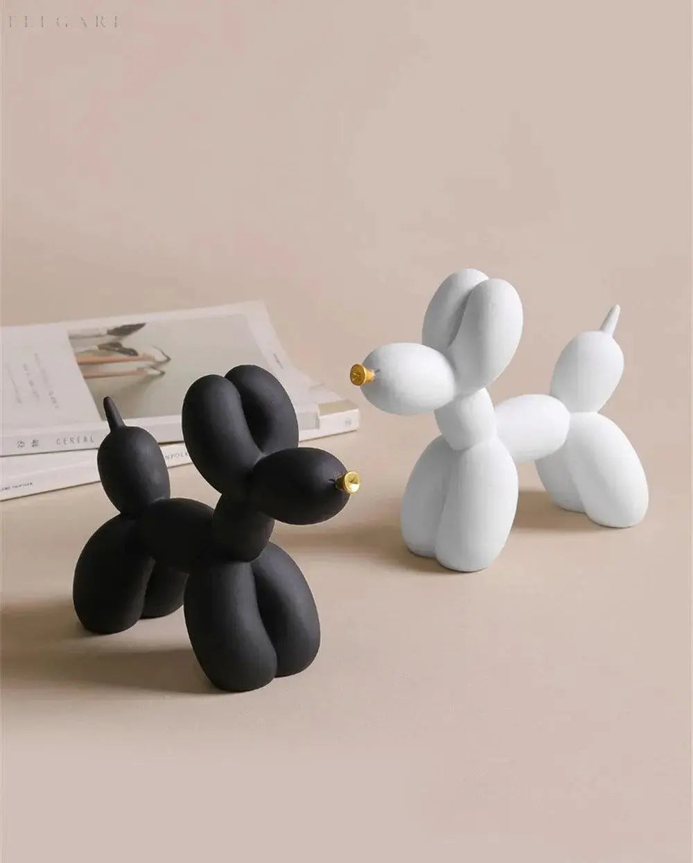 Avtoit | PuffGlow - Golden Snout Balloon Sculpture