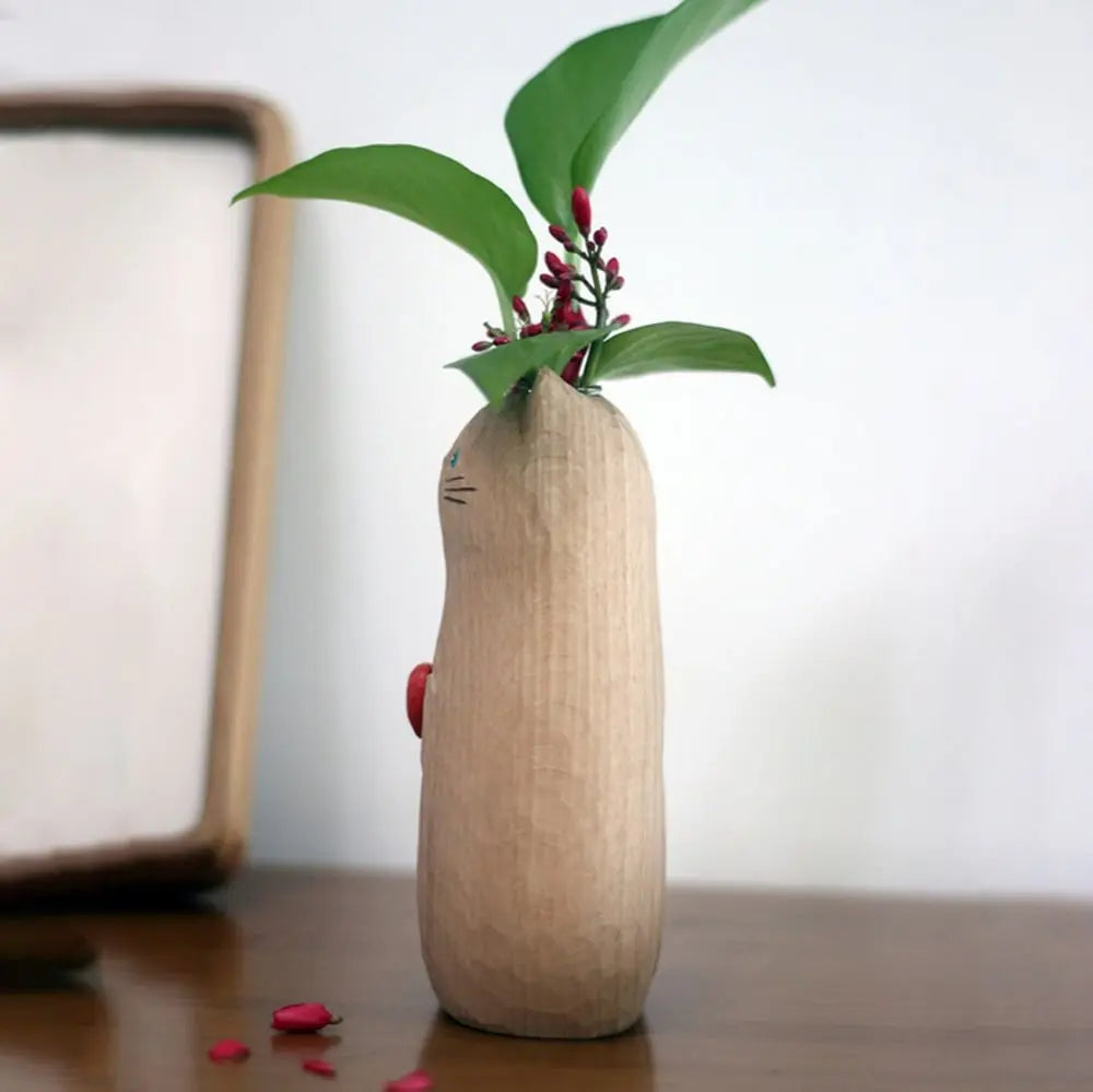 Avtoit | Handmade cat vase made of wood – Unique & Eco-friendly decor