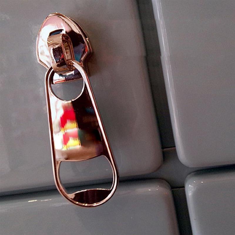 Avtoit | Magnetic Zipper Bottle Opener