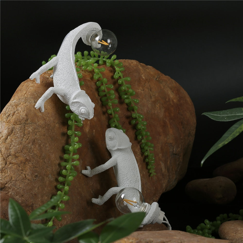 Avtoit | GlowLizard - Resin Lizard Table Lamp