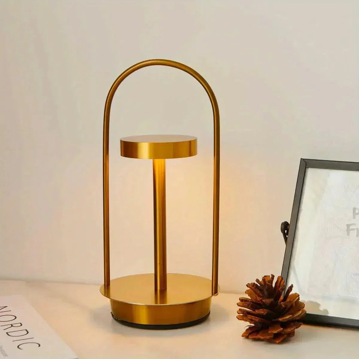 Avtoit | GlowEra - Timeless Retro Table Lamp