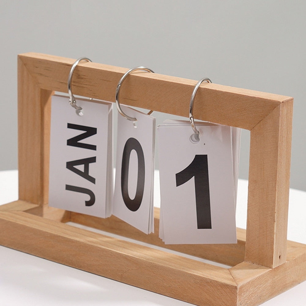 Avtoit | Wooden Flip Desktop Daily Calendar