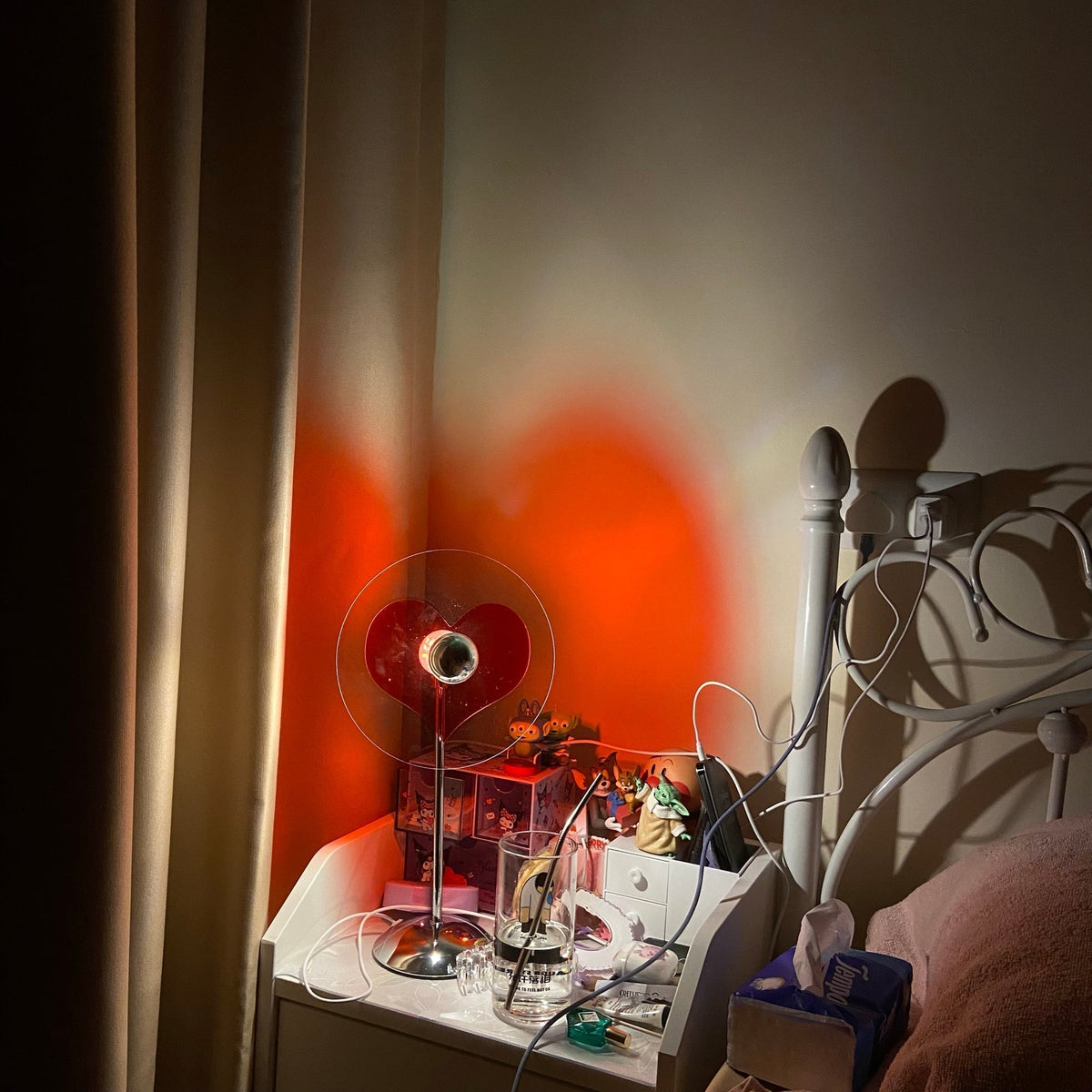 Avtoit | LoveGlow – Elegant Table Lamp with Rechargeable LED