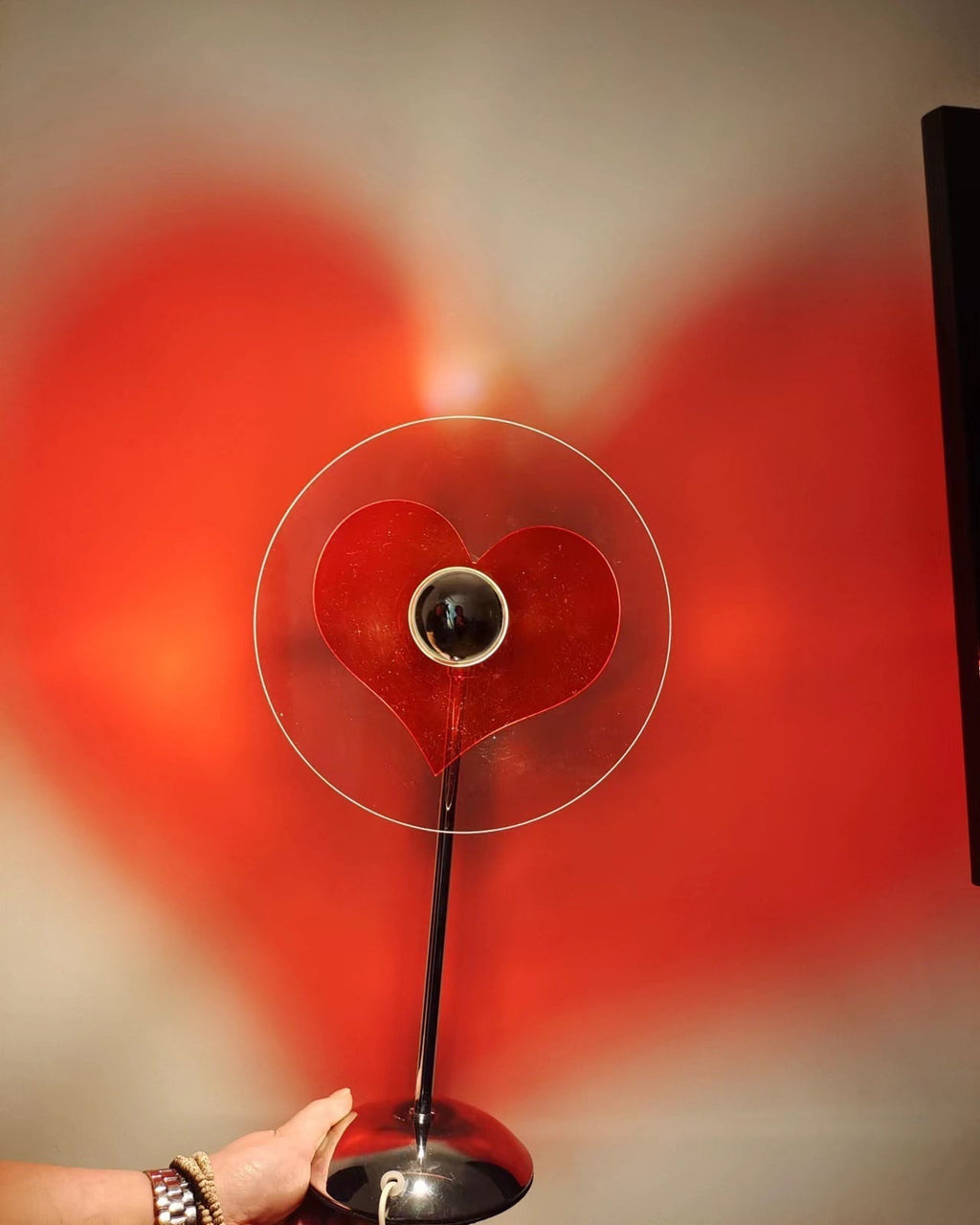 Avtoit | LoveGlow – Elegant Table Lamp with Rechargeable LED