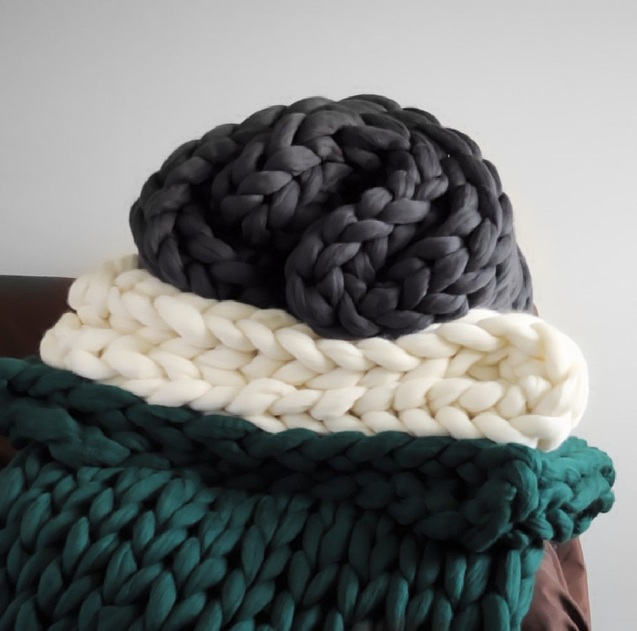 Avtoit | Heavy Knit Blanket