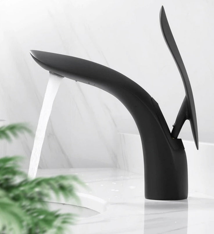 Avtoit | Luxurious modern bathroom faucet