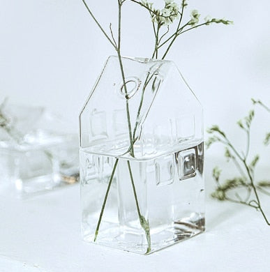 Avtoit | Simple Mini House Glass Flower Vase