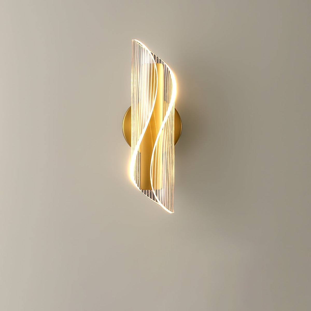 Avtoit | CrystalAura – Sparkling Crystal Wall Light for Glamorous Touch
