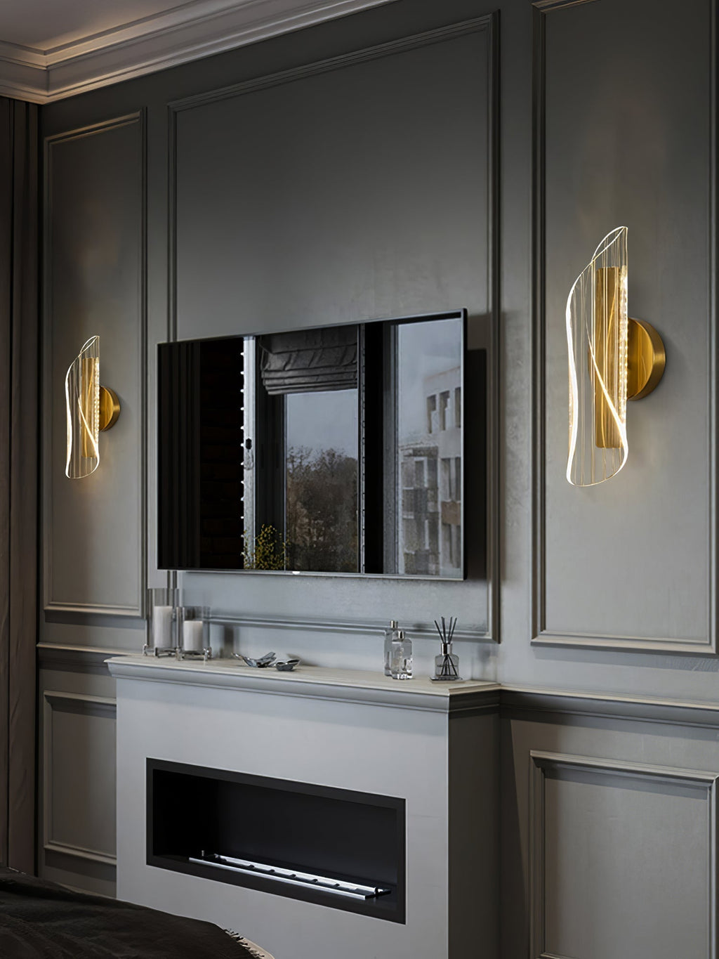 Avtoit | CrystalAura – Sparkling Crystal Wall Light for Glamorous Touch