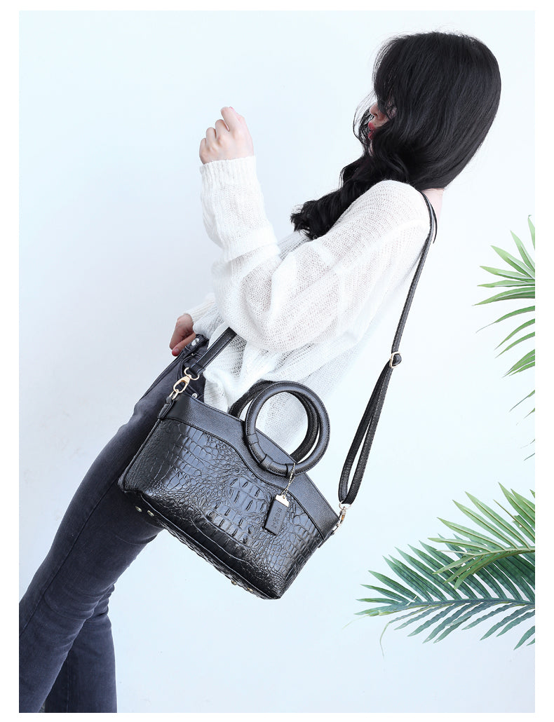 Avtoit | Leather Crocodile Bag – with handcrafted details