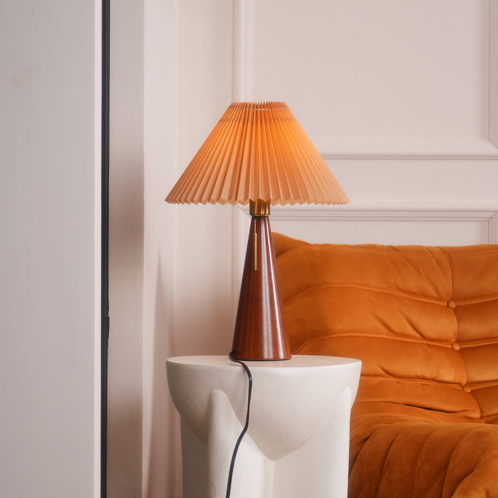 Avtoit | AntiqueRadiance – Elegant Wood and Metal Table Lamp