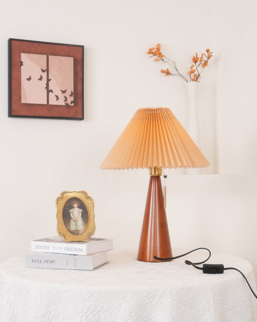 Avtoit | AntiqueRadiance – Elegant Wood and Metal Table Lamp