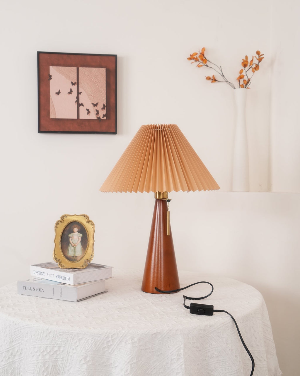 Avtoit | AntiqueRadiance – Elegant Wood and Metal Table Lamp