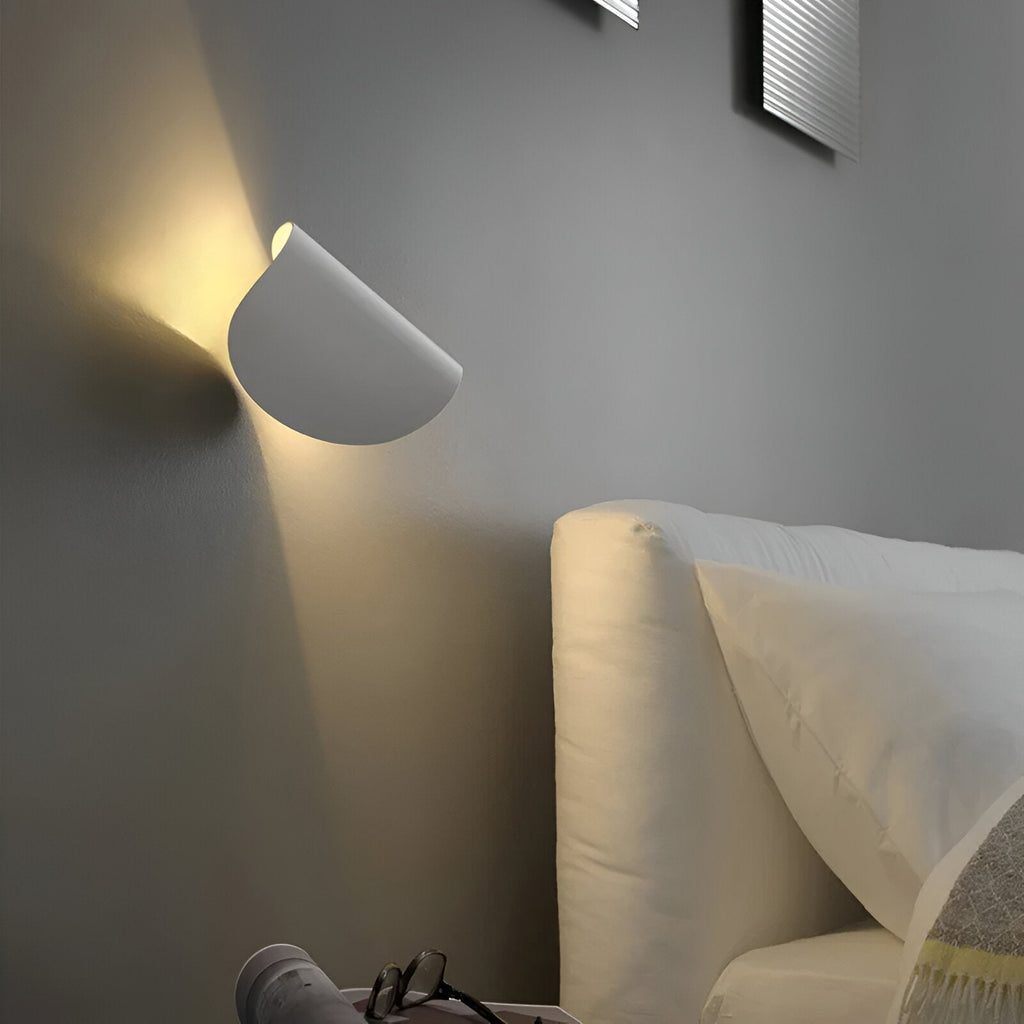 Avtoit | Twist Wall Lamp - Rotatable Metal Wall Light - Curve Wall Sconce