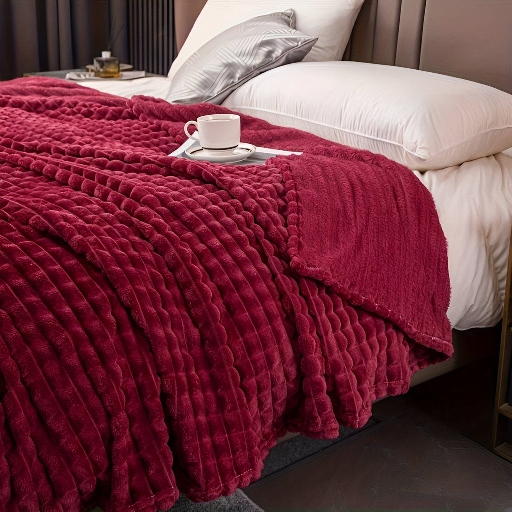 Avtoit | EliteWave Plaid - Ultrafluffy structured coral fleece blanket
