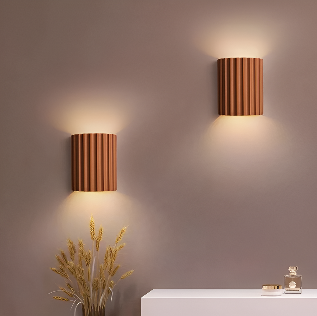 Avtoit | Striped LED wall light made of resin for a modern Nordic atmosphere