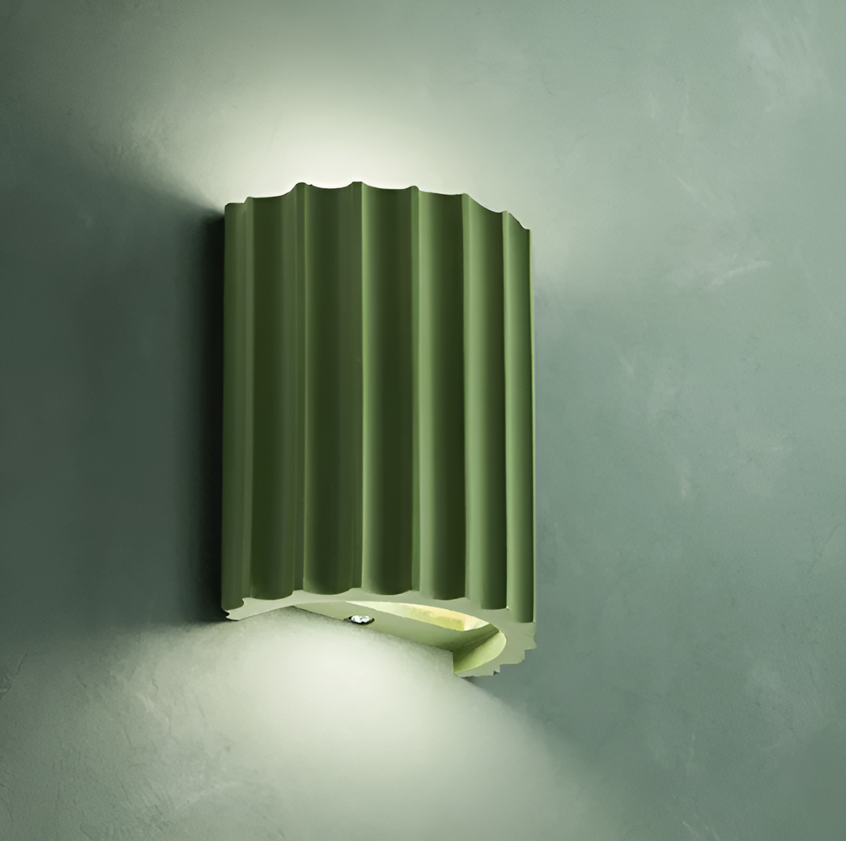 Avtoit | Striped LED wall light made of resin for a modern Nordic atmosphere