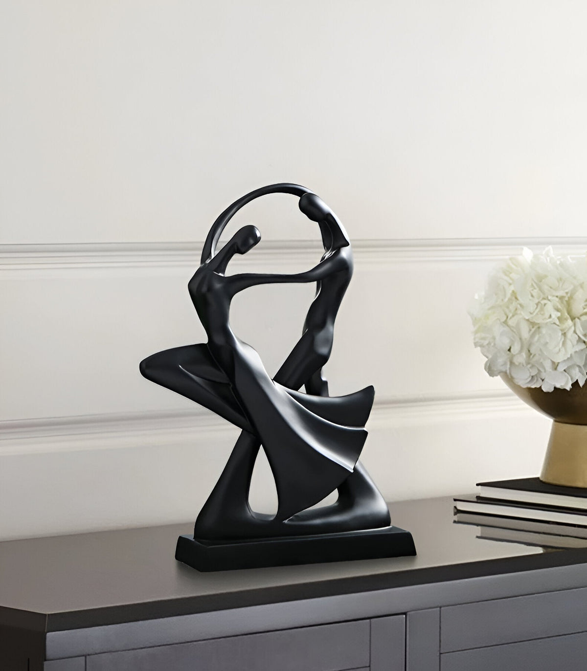 Avtoit | SwayDuo | Modern dancing resin sculpture