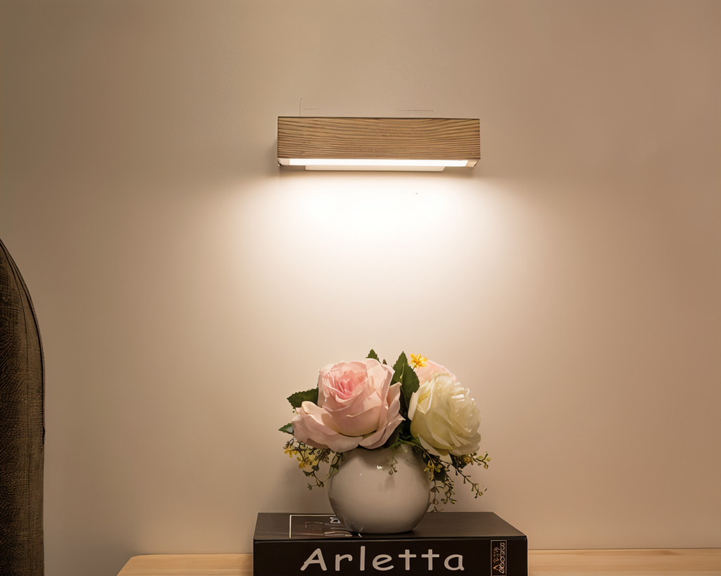 Avtoit | TwistLED Wall Lamp - 360° rotatable rectangular LED wall lamp made of wood