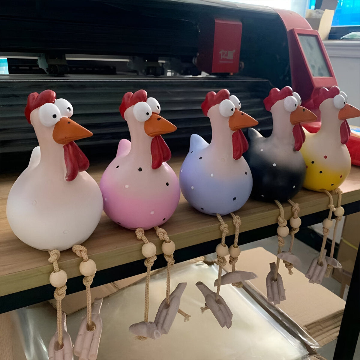 Avtoit | Large Eyes Chicken Statue - Weatherproof Resin Craft - Rooster Garden Statue