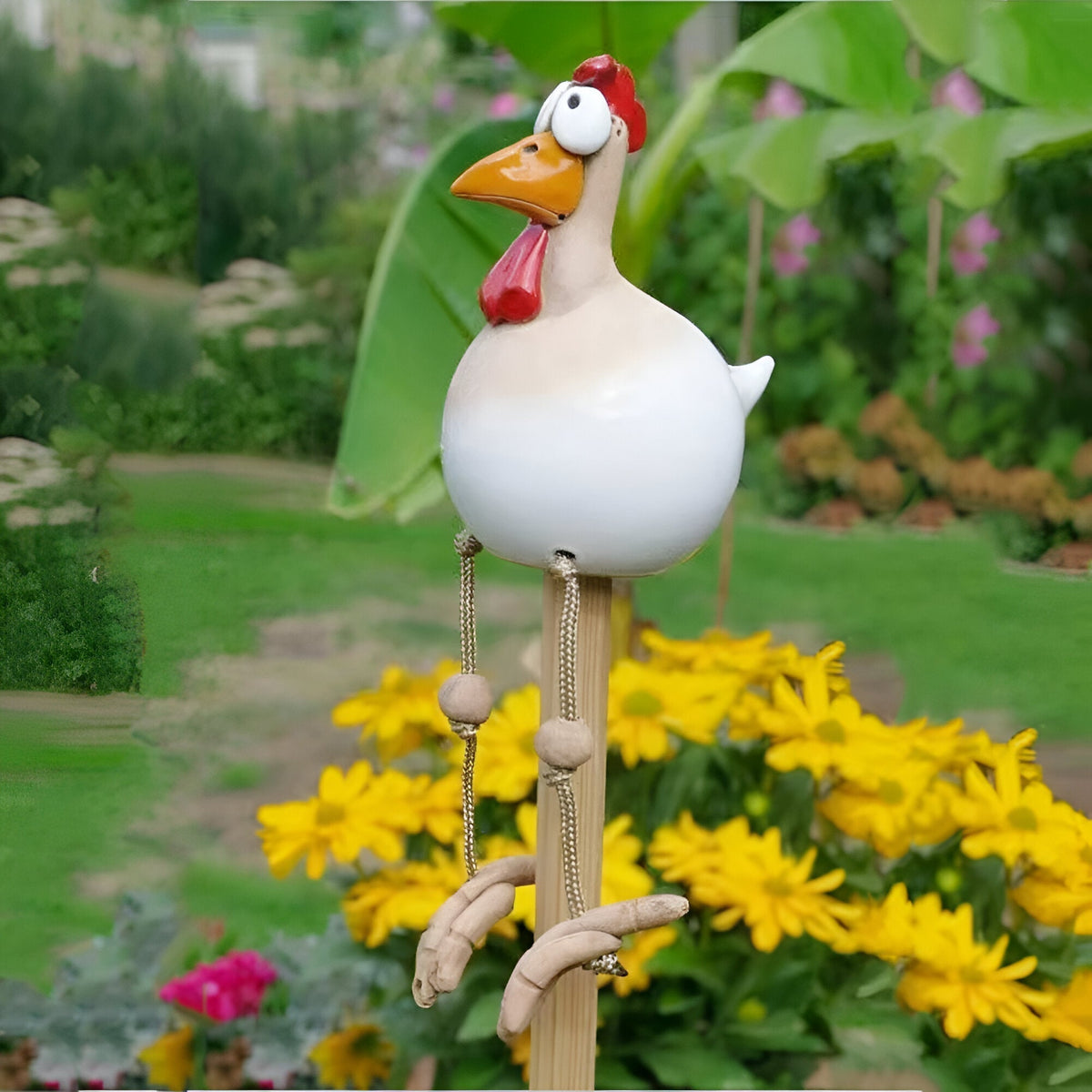 Avtoit | Large Eyes Chicken Statue - Weatherproof Resin Craft - Rooster Garden Statue