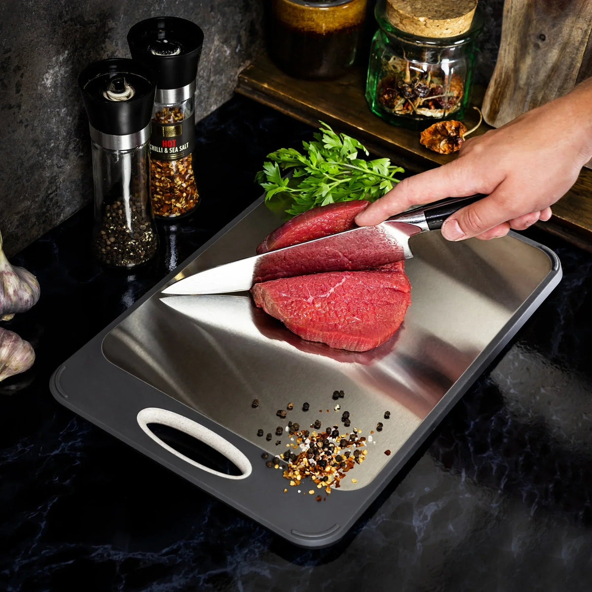 Avtoit | Hygienic stainless steel cutting board with non-slip handle for precise cutting