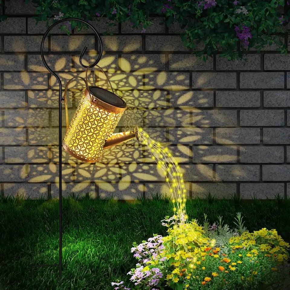 Avtoit | Solar Watering Can Lamp