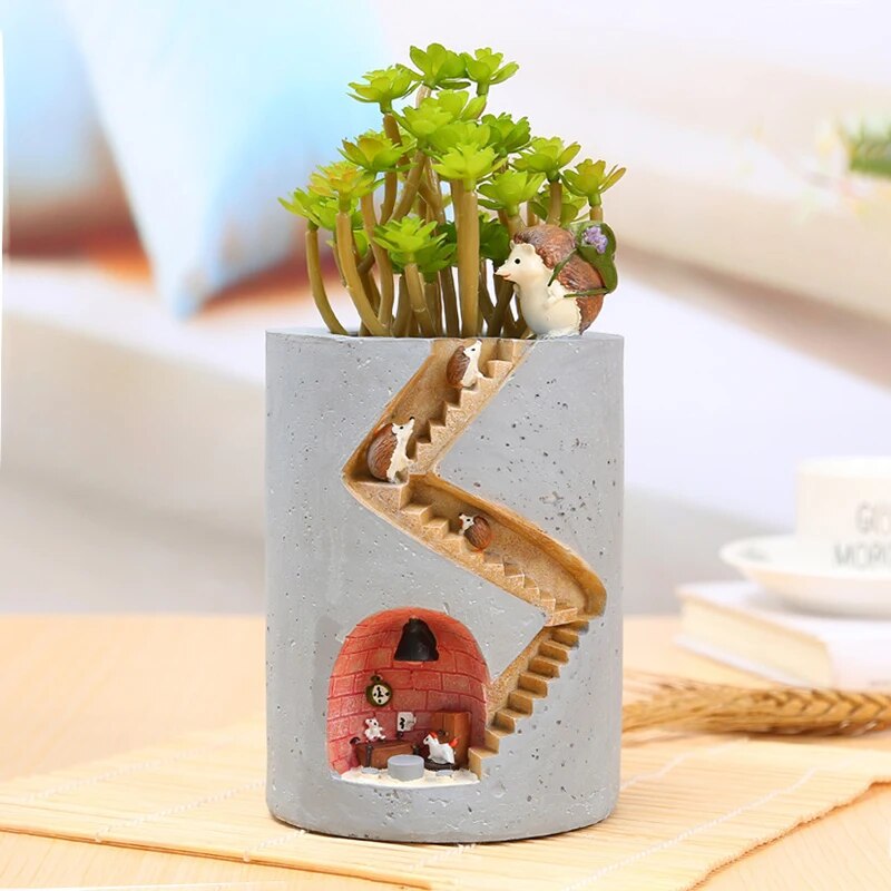 Avtoit | Hedgehog Plant Pot Made of Resin for Succulents