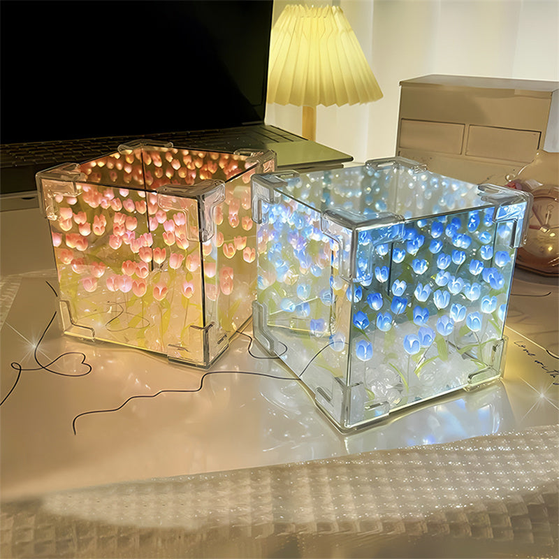 Avtoit | Illuminated Tulip Elegance Mirror Lamp