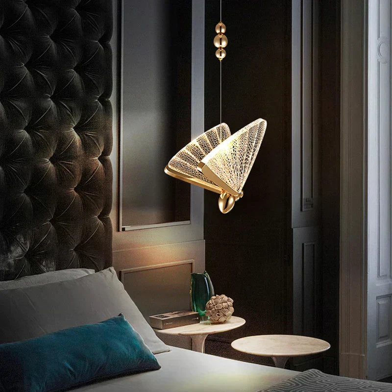 Avtoit | FlutterGlow – Artistic Butterfly-Shaped Pendant Lamp