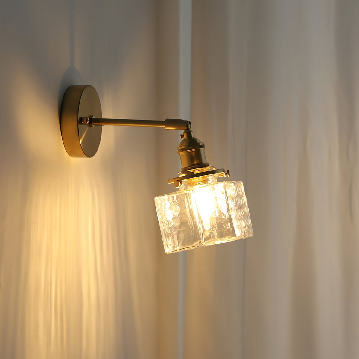 Avtoit | RegalGlow – Royal-Inspired Wall Lamp for Refined Spaces
